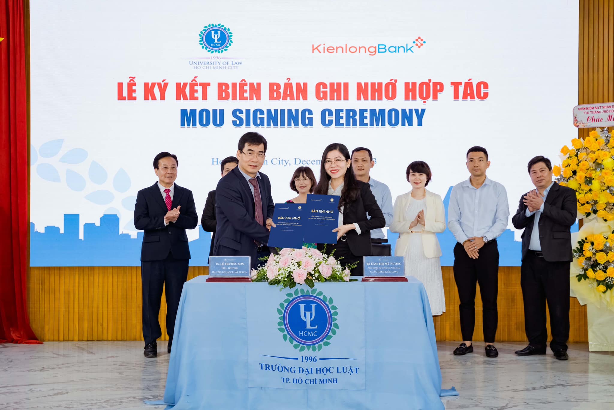 KienlongBank ký kết hợp tác với Đại học Luật TP.HCM